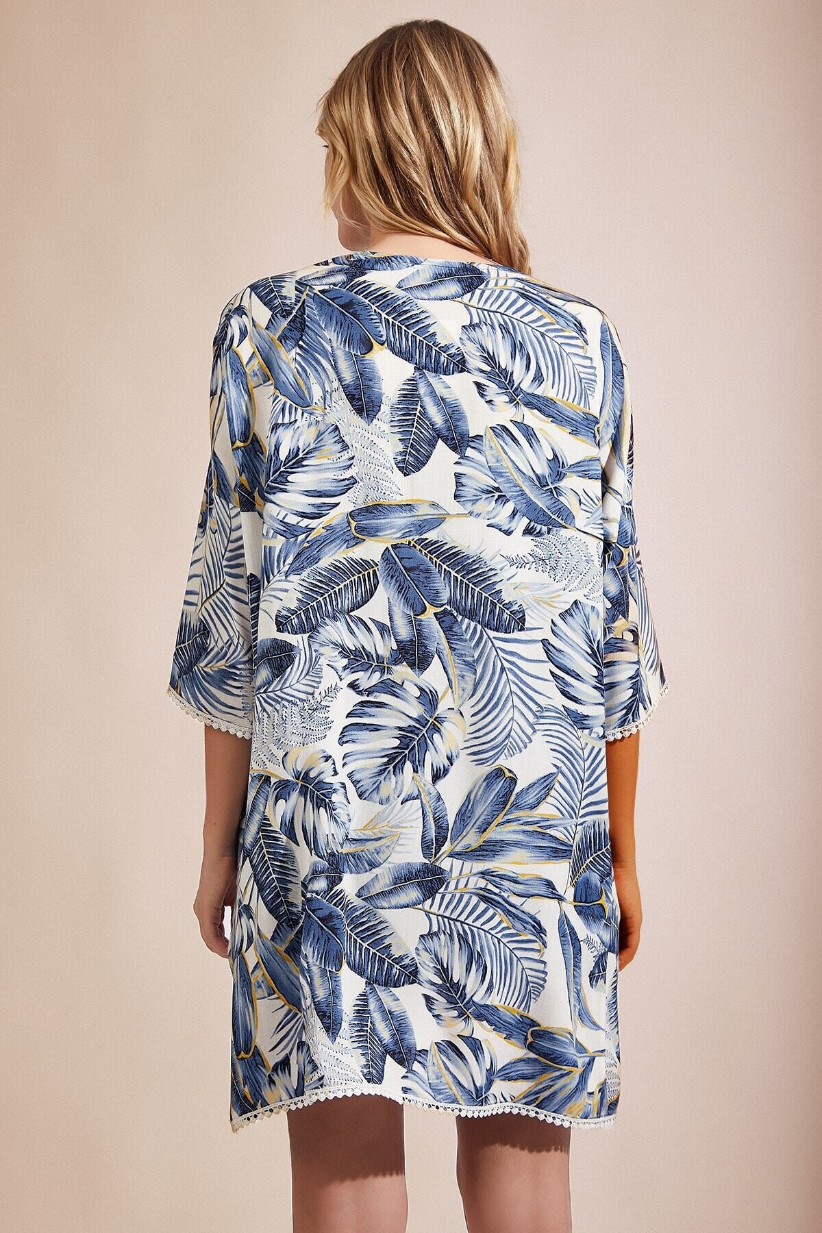 Kadın Mavi Tropik Desenli Güpür Detaylı Uzun Kimono HZL21S-5832