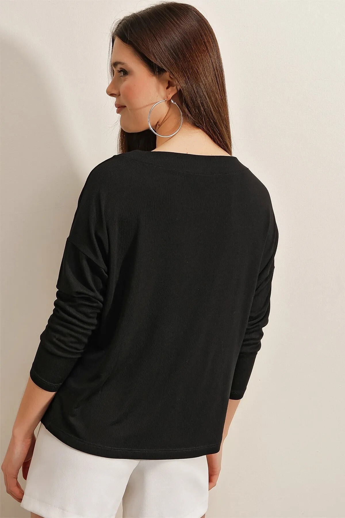 Kadın Siyah Bisiklet Yaka Örme Bluz HZL23S-BD104691