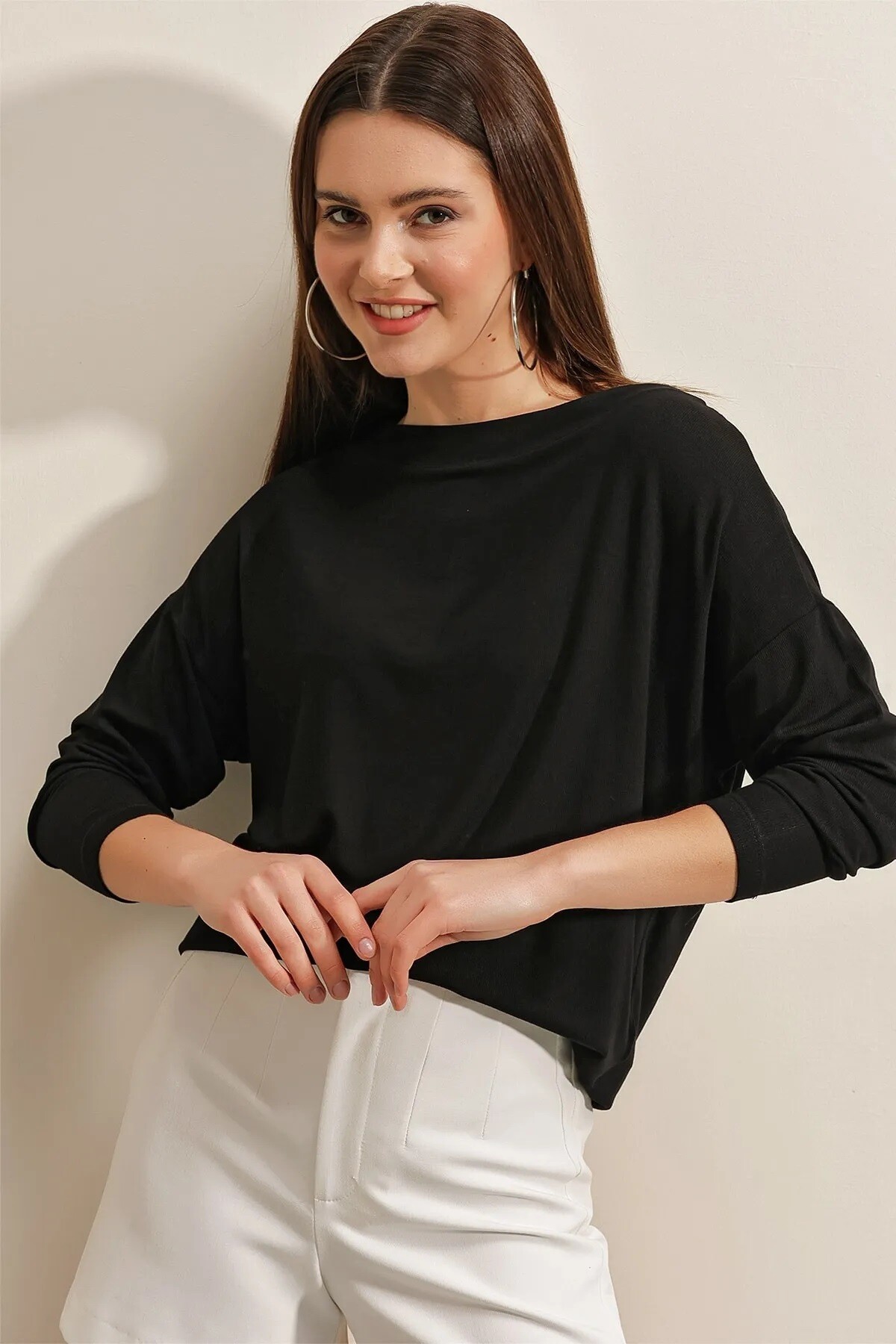 Kadın Siyah Bisiklet Yaka Örme Bluz HZL23S-BD104691