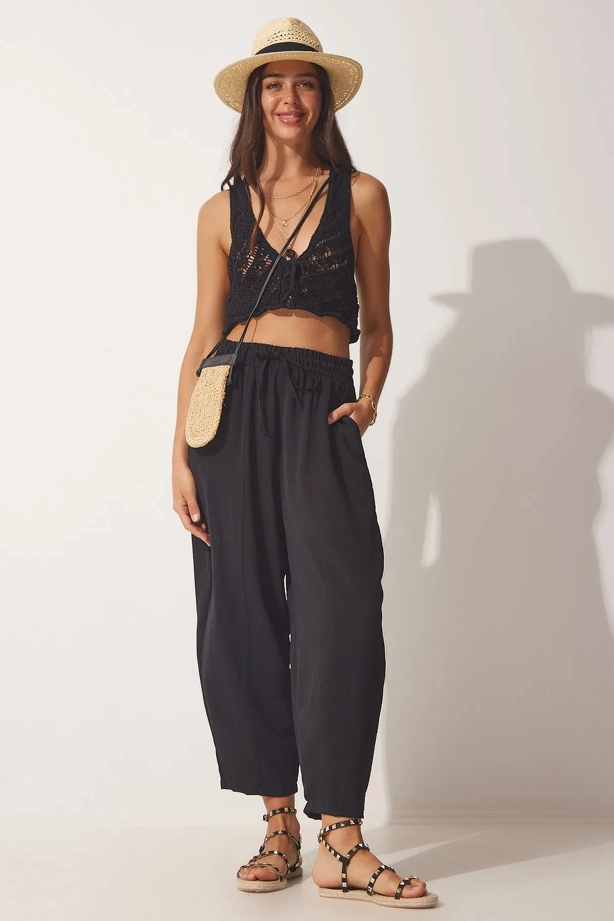 Kadın Siyah Cepli Beli Lastikli Ayrobin Şalvar Pantolon HZL23S-BD165911