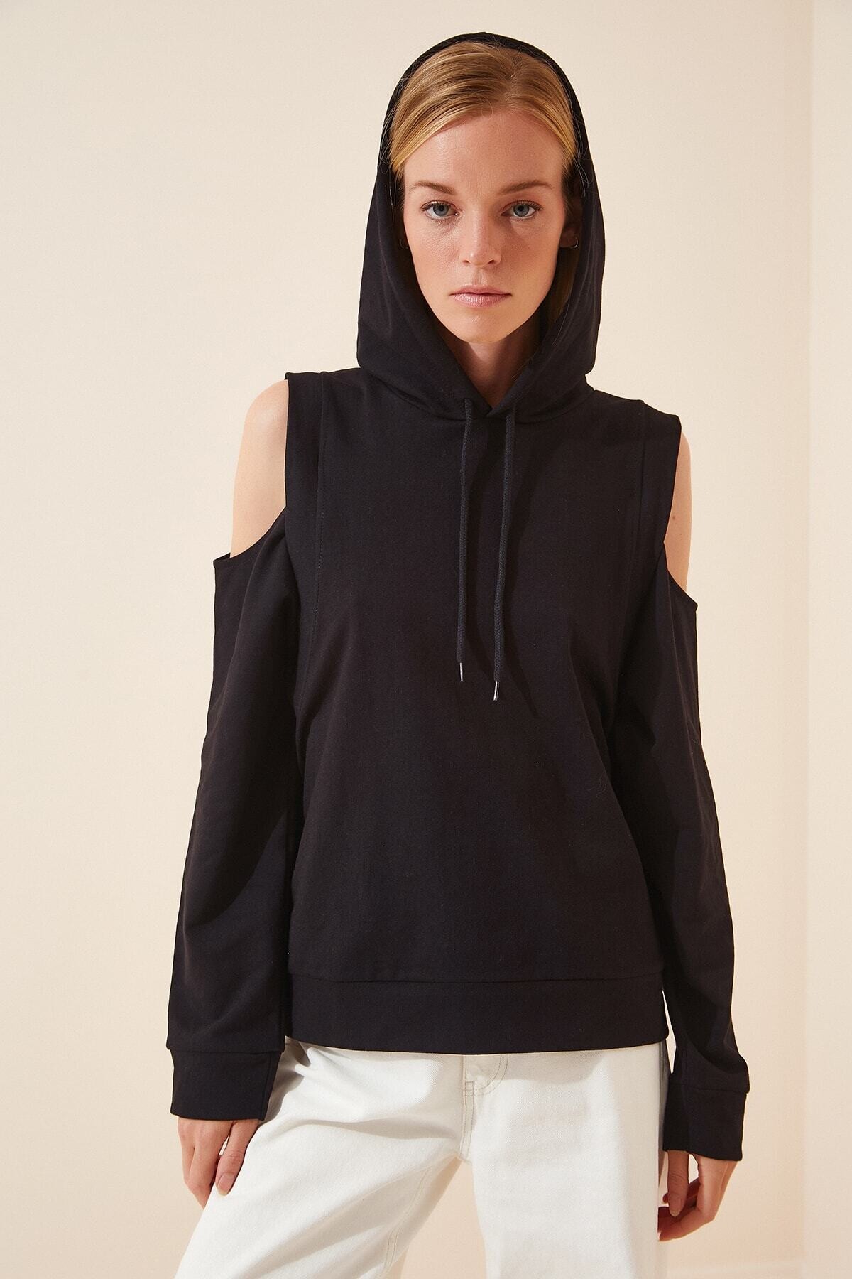 Kadın Siyah Kapüşonlu Pencereli Mevsimlik Sweatshirt HZL22W-BD1237