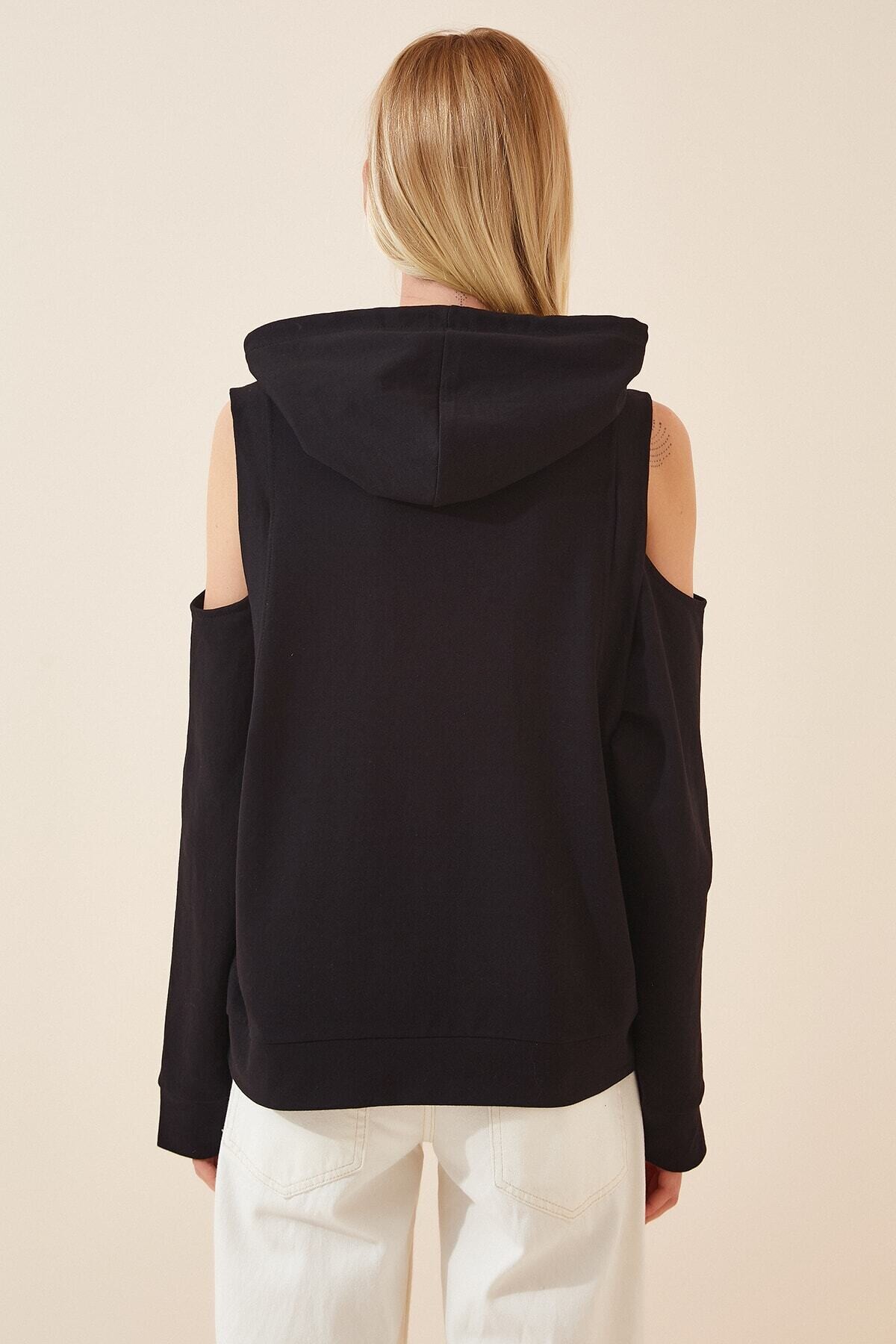 Kadın Siyah Kapüşonlu Pencereli Mevsimlik Sweatshirt HZL22W-BD1237