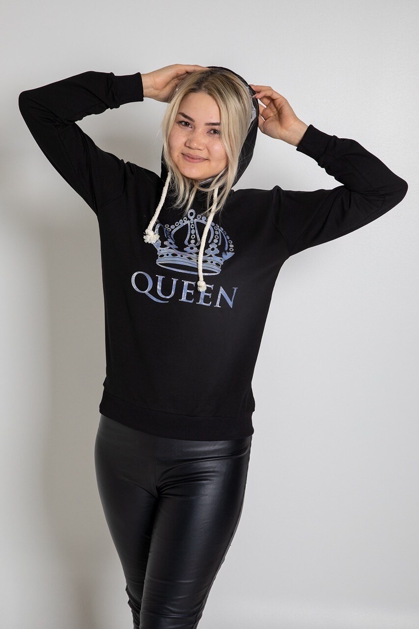 Kadın Siyah Queen Tacı Baskılı Kapüşonlu Oversize Sweatshirt  HZL23W-SR120021
