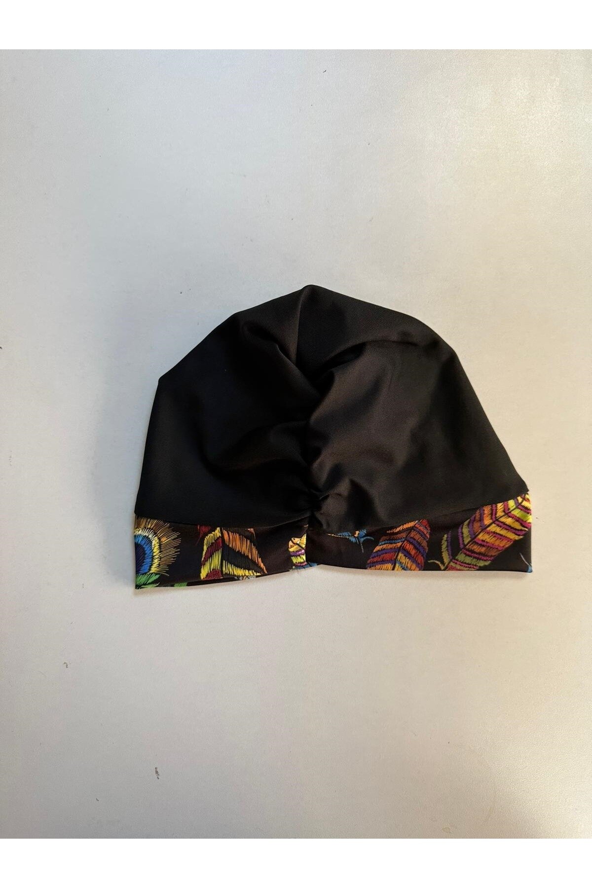 Kadın Siyah Uzun Kollu Likralı Tam Kapalı Tüy Desenli Tesettür Mayo  HZL23S-AR12531