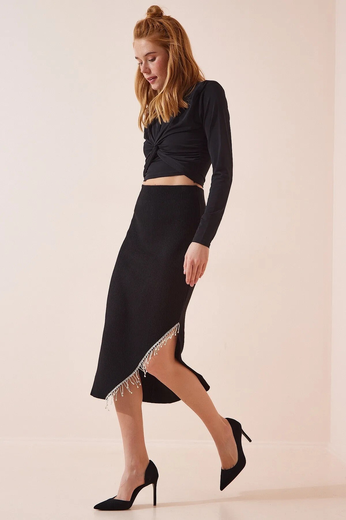 Kadın Siyah Yırtmaçlı Püskül Taşlı Beli Lastikli Uzun Etek HZL23S-BD118901