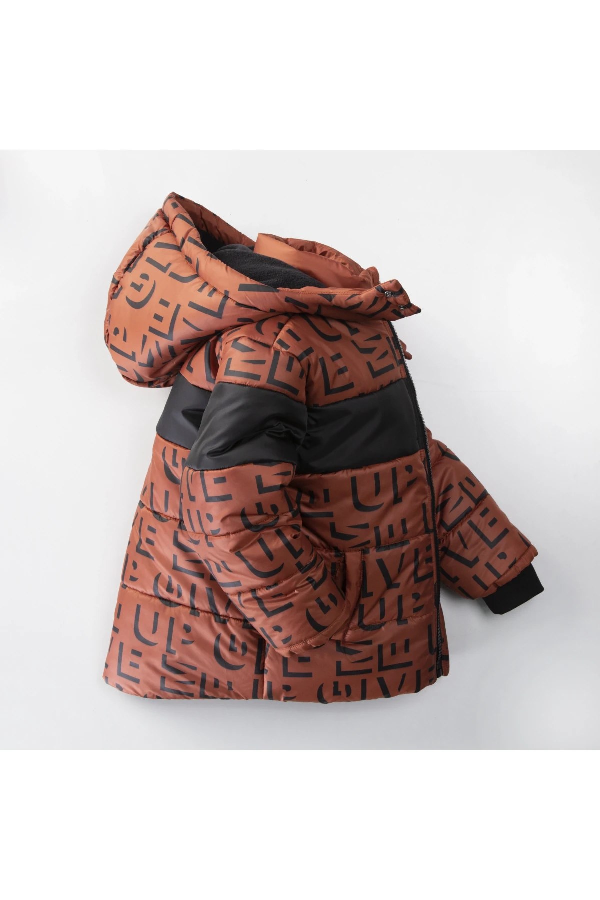 Erkek Çocuk Kiremit Harf Desenli 6-9 Yaş Kışlık İçi Polar Astarlı Kapüşonlu Şişme Mont HZL24W-MDM1513241