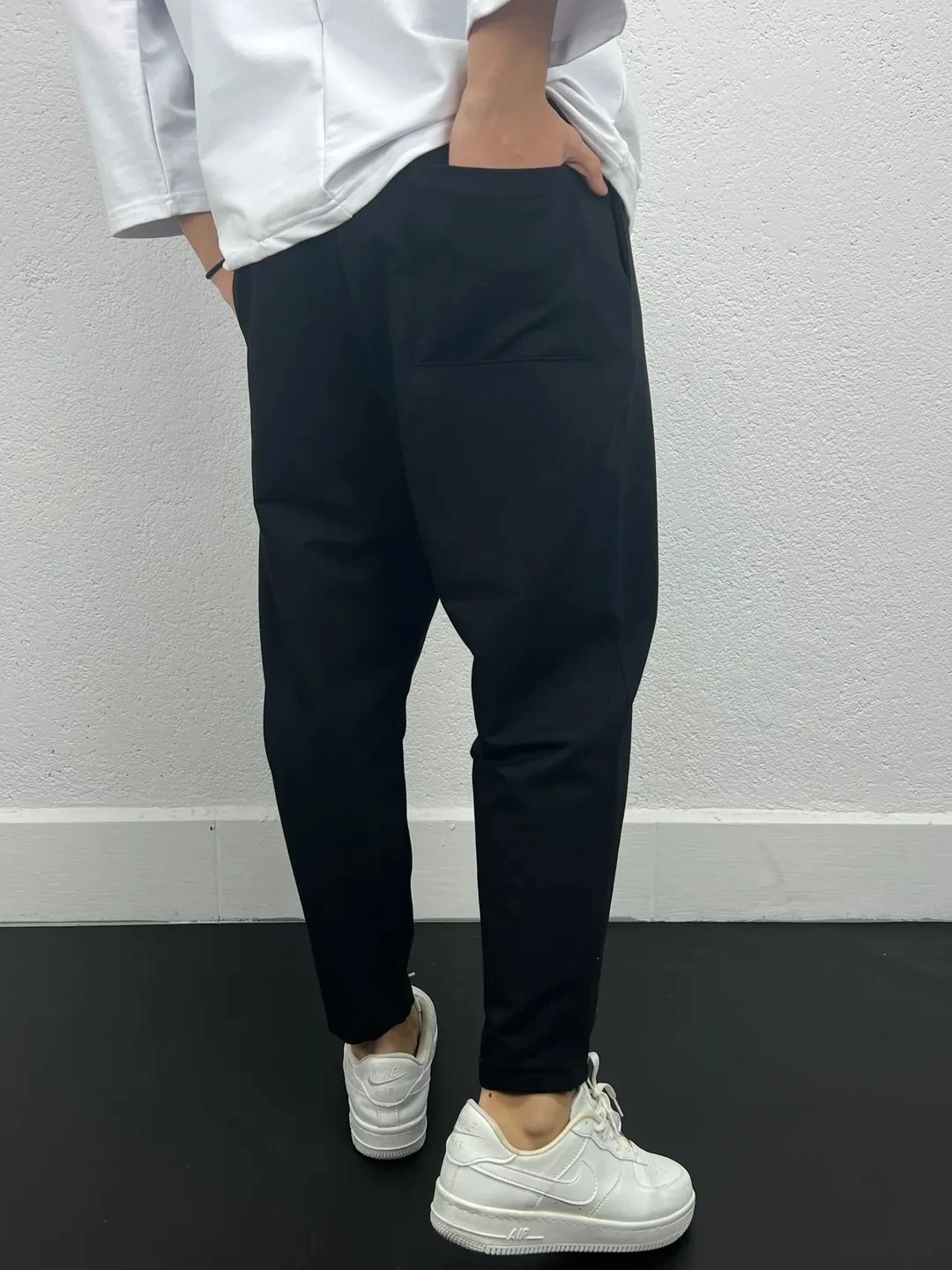 Erkek Siyah Beli İp Bağlamalı Düz Kesim Cepli Pantolon Eşofman Altı HZL24S-MXC8948-193