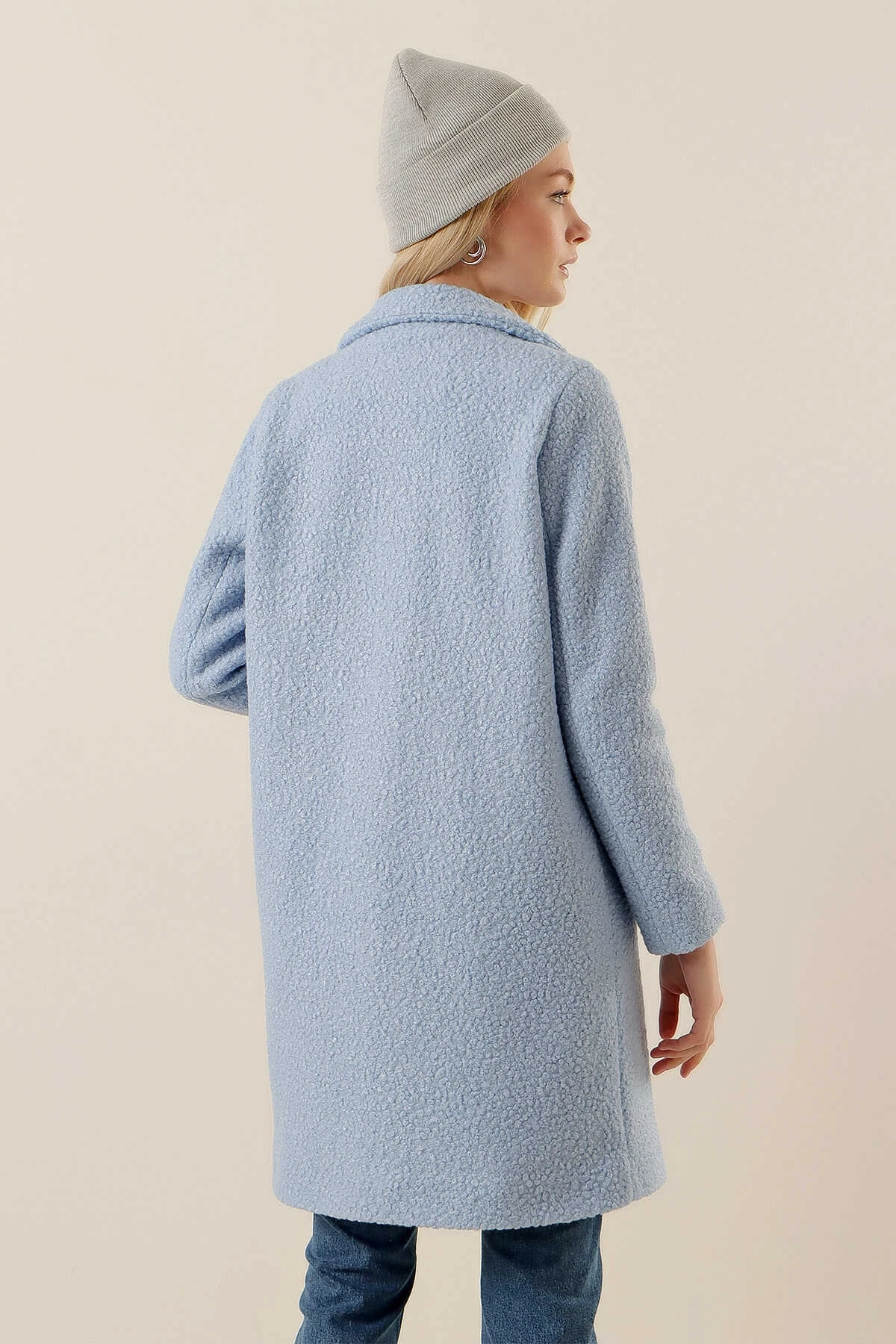 Kadın Bebe Mavi Tek Düğmeli Çift Cepli Astarlı Buklet Kaşe Kaban HZL22W-BD190821