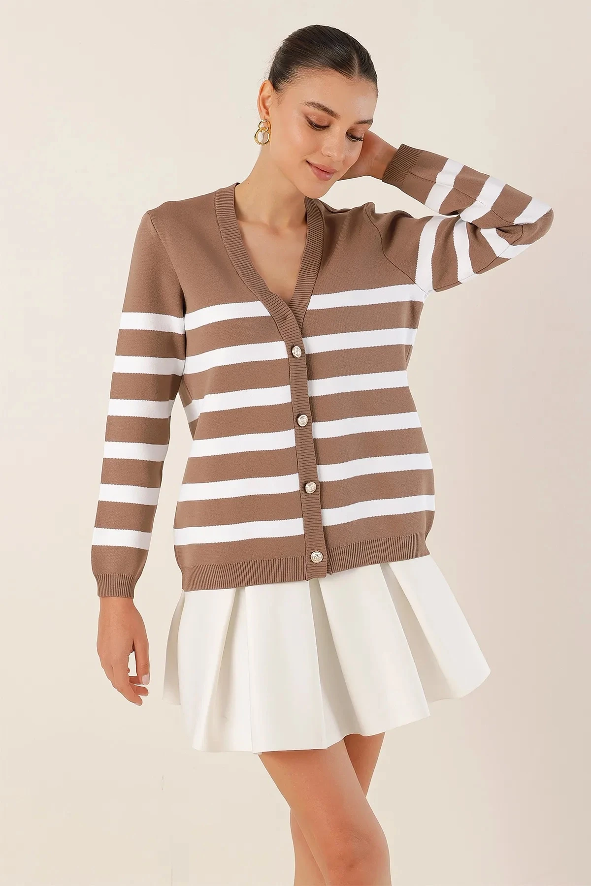 Kadın Bisküvi Çizgili V yaka Rahat Kesim Triko Hırka HZL24W-BD1102151