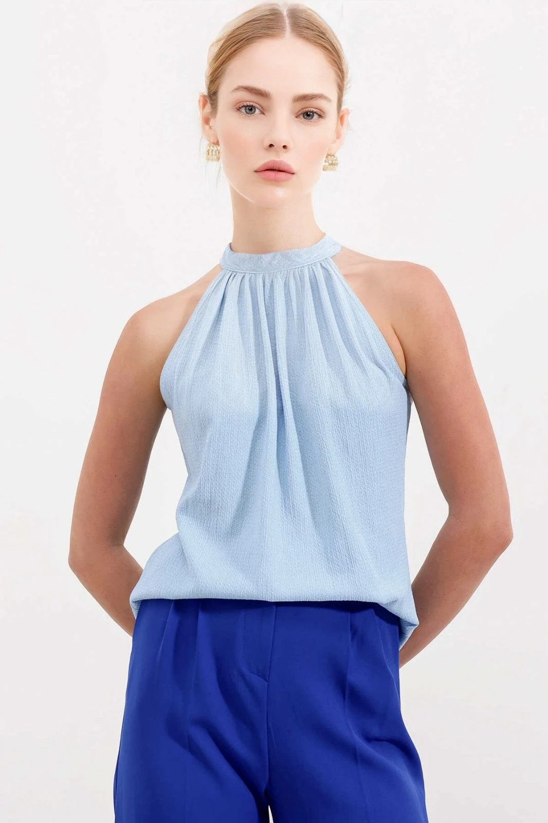 Kadın Buz Mavi Halter Yaka Kolsuz Örme Bluz HZL24S-BD104891