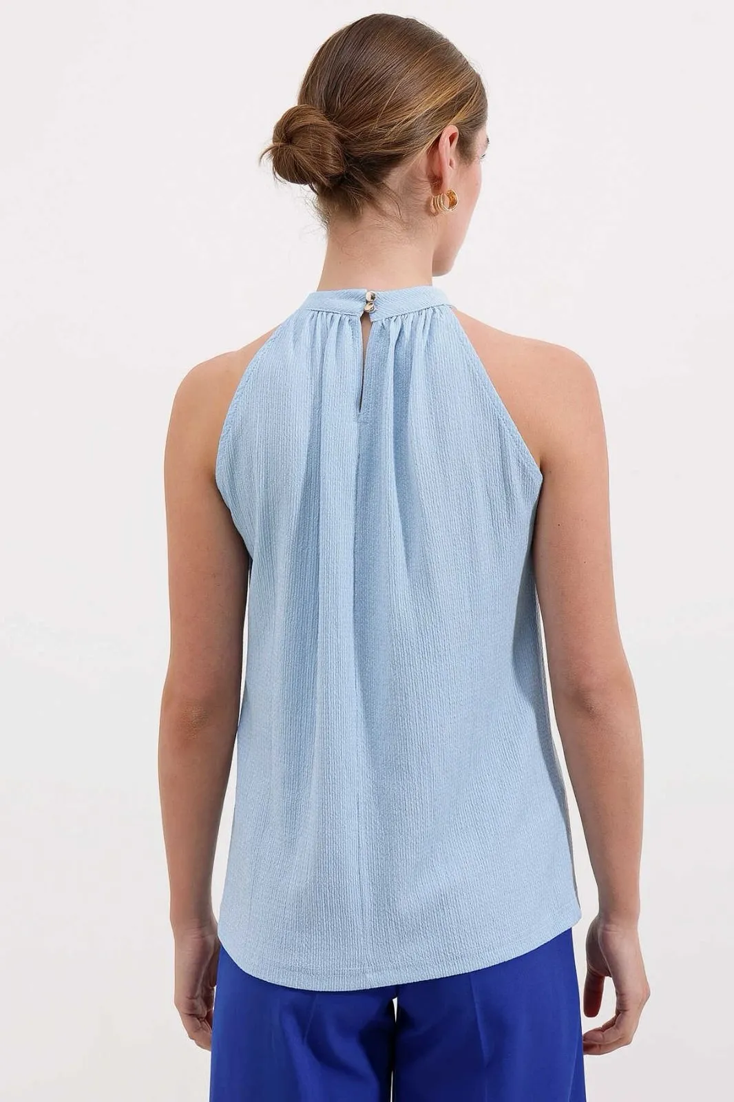 Kadın Buz Mavi Halter Yaka Kolsuz Örme Bluz HZL24S-BD104891