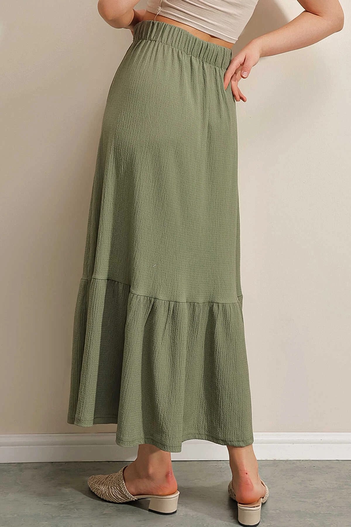 Kadın Çağla Yeşil Beli Lastikli Katlı Uzun Etek HZL23S-BD118861