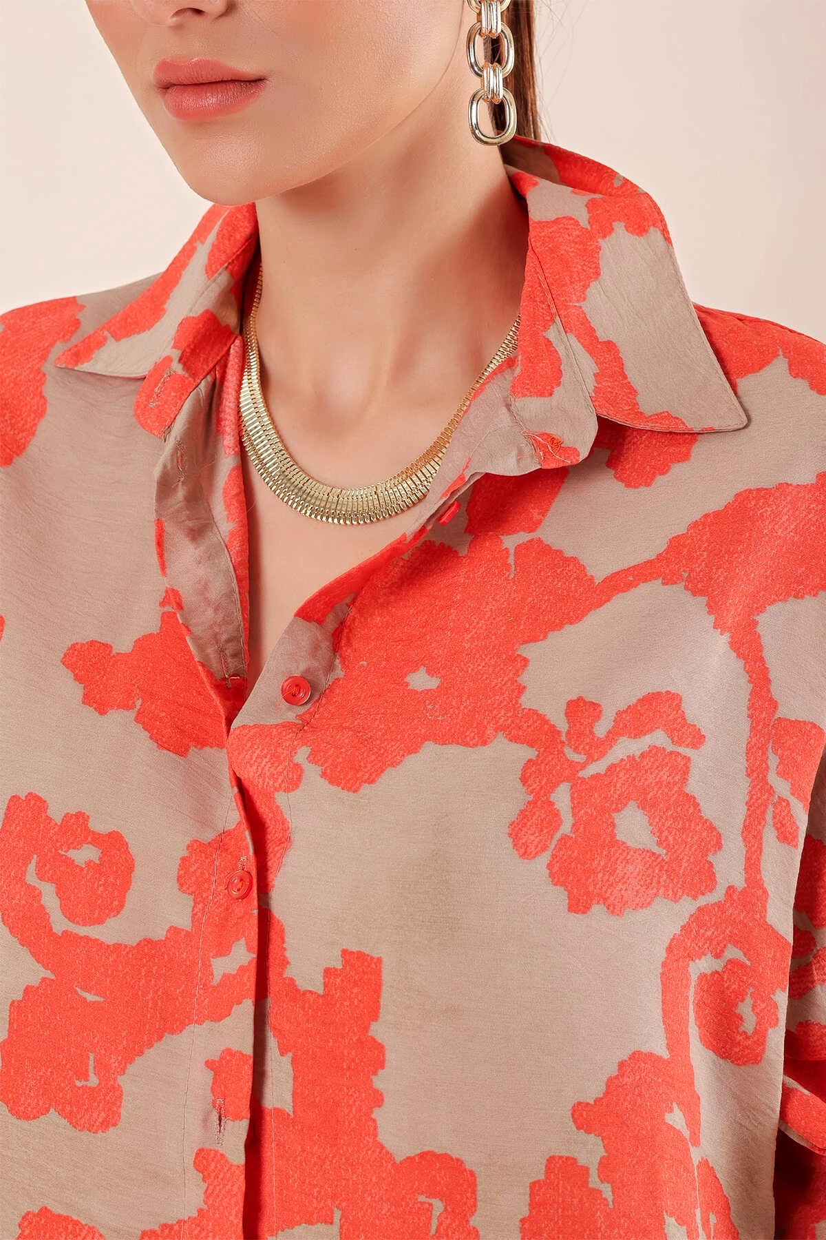 Kadın Desenli Oranj Krem Oversize Uzun Basic Gömlek Hzl22w-bd139001