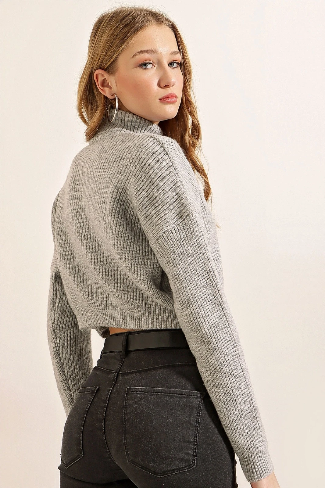 Kadın Gri Balıkçı Yaka Fitilli Crop Kazak HZL24W-BD1102171