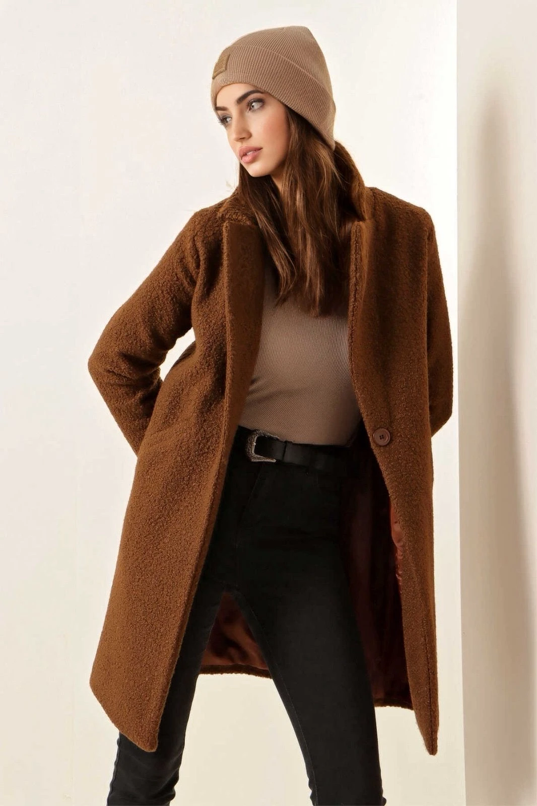 Kadın Kahverengi Tek Düğmeli Çift Cepli Astarlı Buklet Kaşe Kaban HZL22W-BD190821