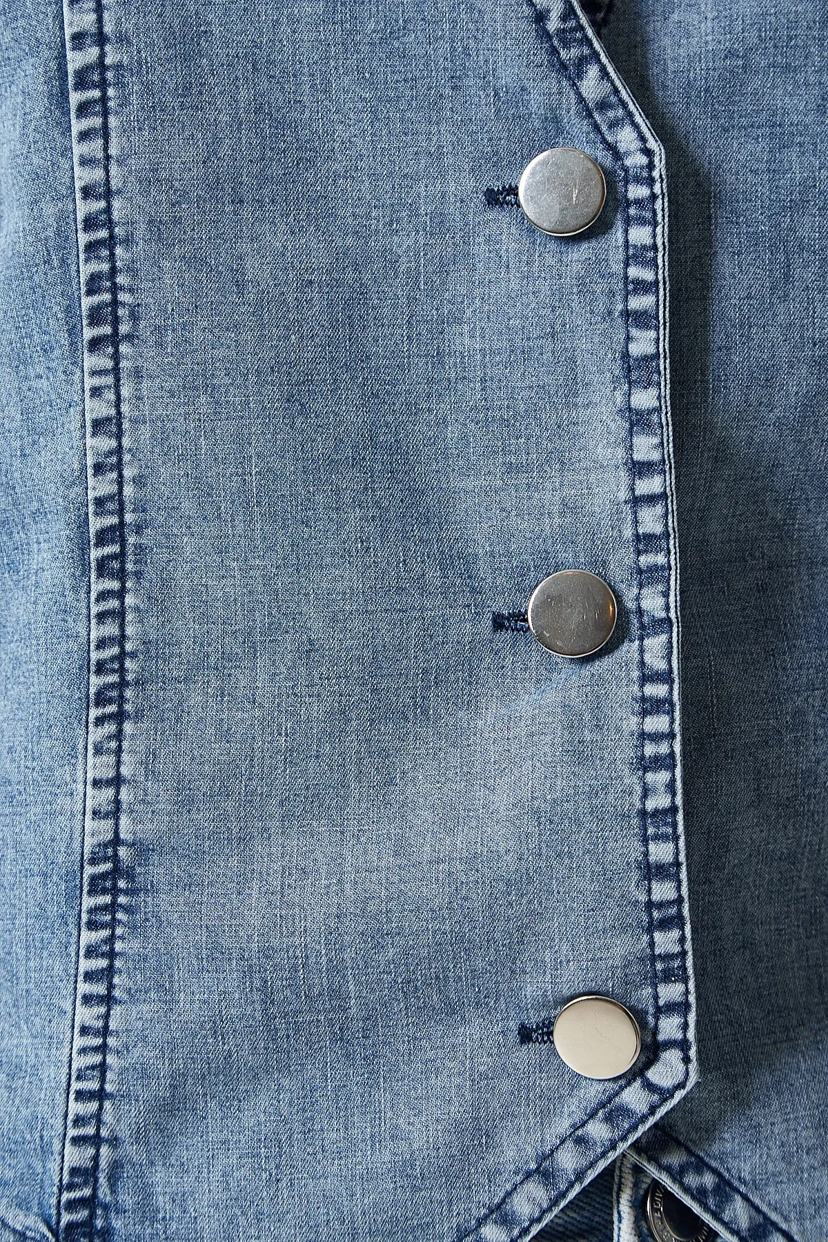 Kadın Mavi V Yaka Önden Metal Düğmeli Kolsuz Jean Yelek HZL24W-BD167911