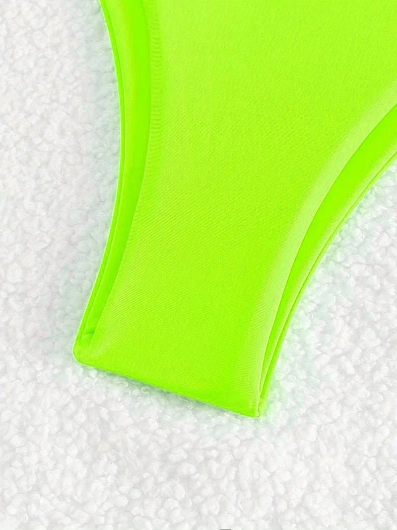 Kadın Neon Yeşil İp Detaylı Astarlı V Kesim Üçgen Bikini Takım HZL24S-LC2234