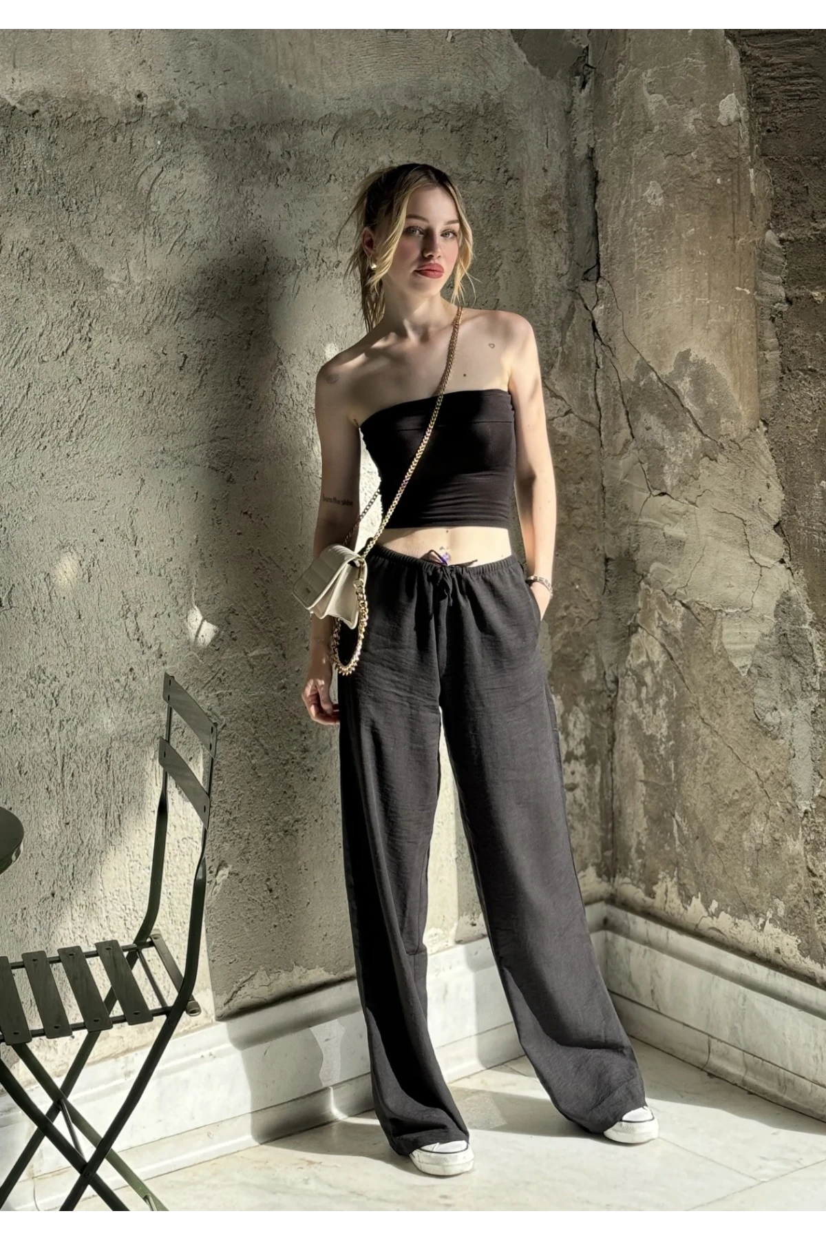 Kadın Siyah Cepli Beli Lastikli Bol Paça Keten Pantolon HZL24S-ZK11051