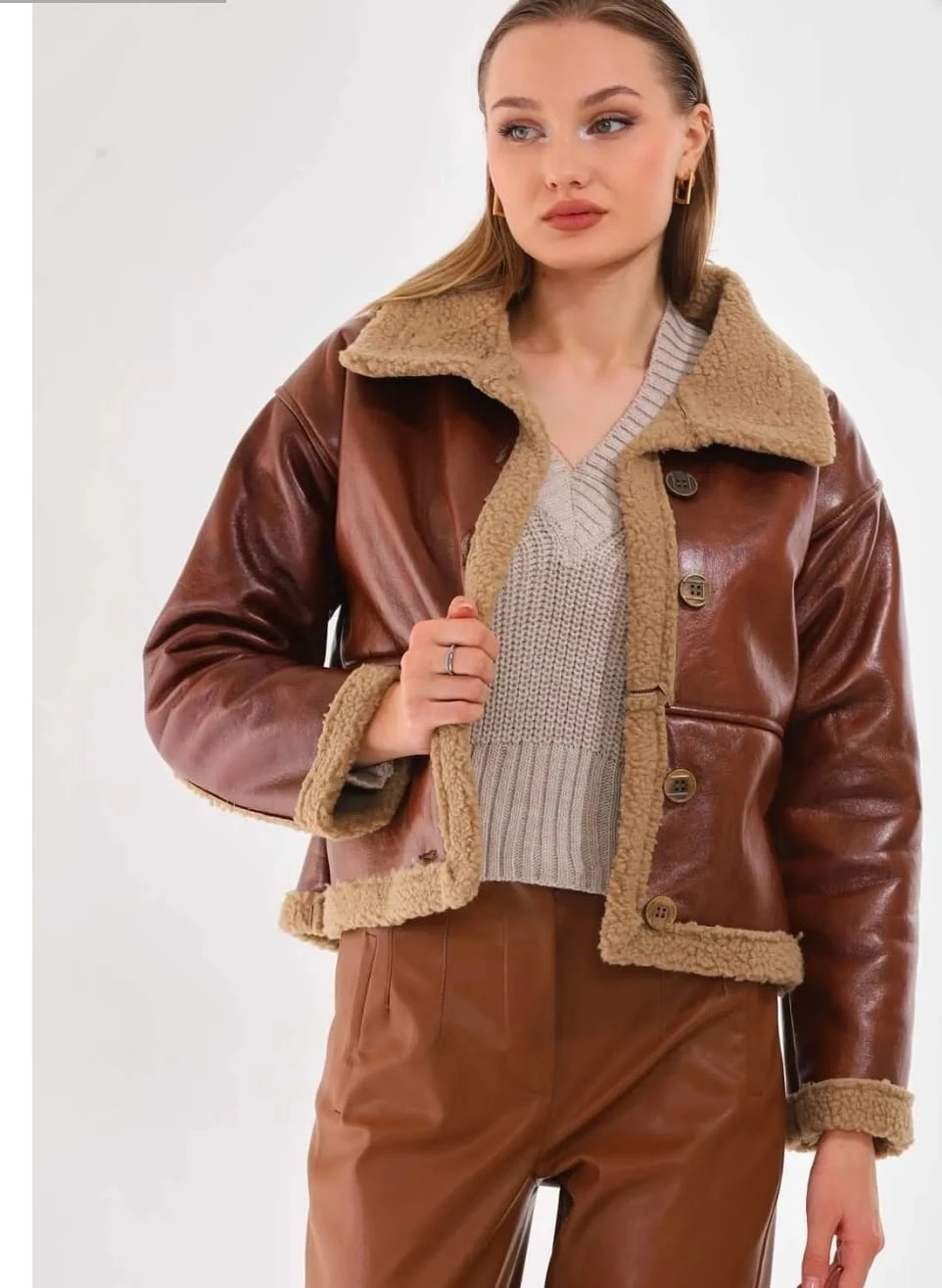 Kadın Taba İçi Kürklü Düğmeli Suni Deri Mont HZL23W-BRC129331