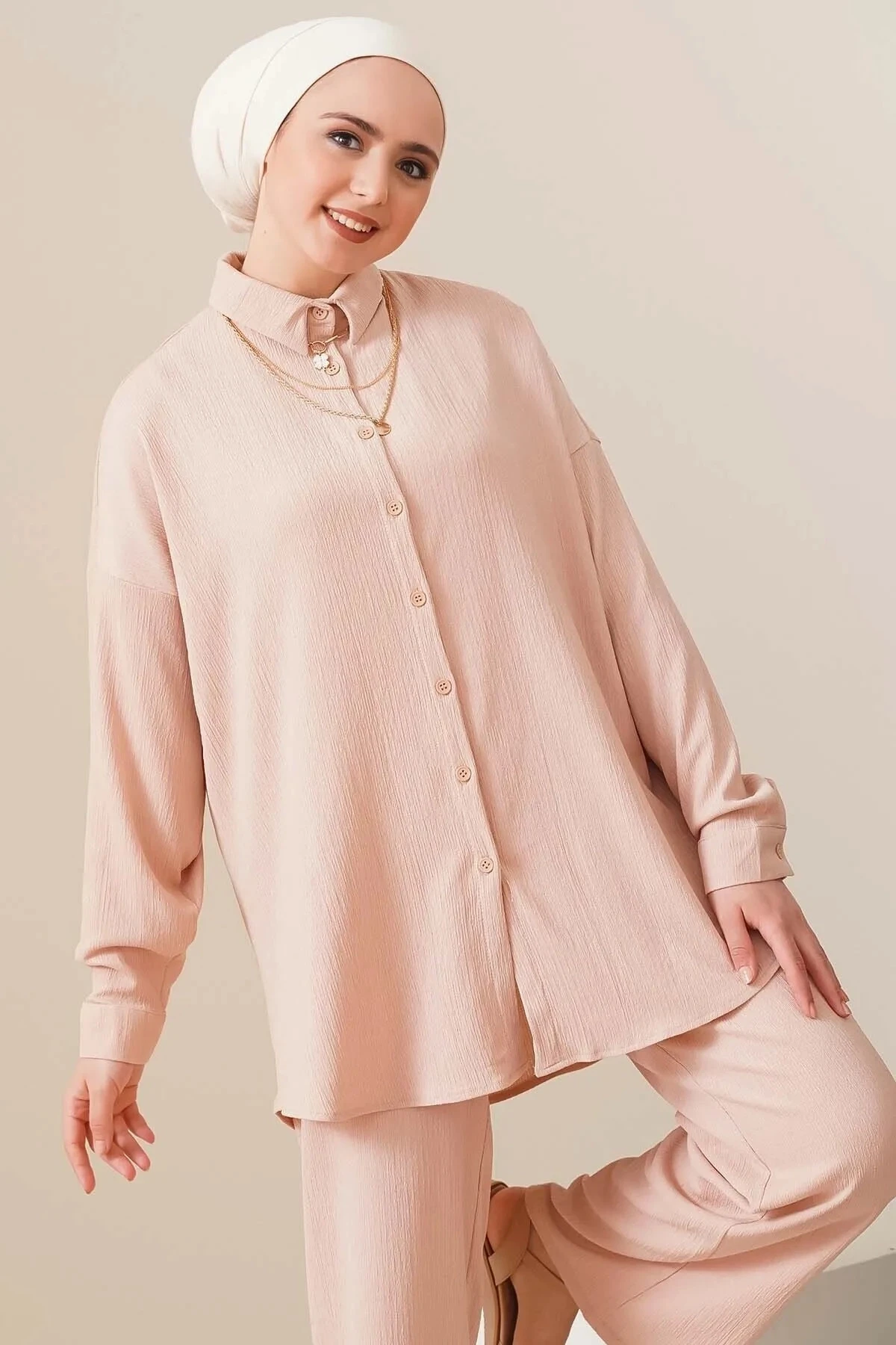 Kadın Tesettür Bej Geniş Kalıp Alt-Üst İkili Örme Takım HZL24W-BD158581