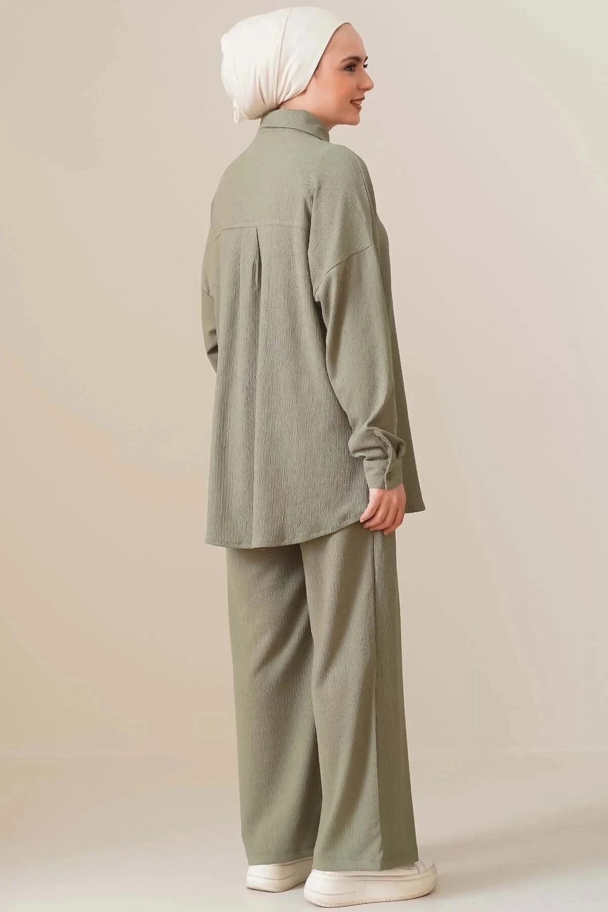 Kadın Tesettür Çağla Yeşil Geniş Kalıp Alt-Üst İkili Örme Takım HZL24W-BD158581