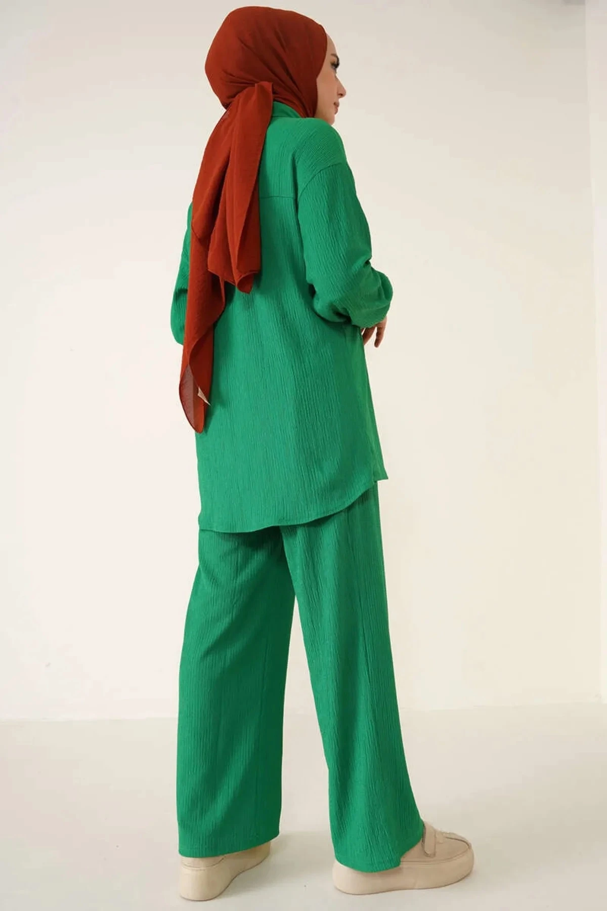 Kadın Tesettür Koyu Yeşil Geniş Kalıp Alt-Üst İkili Örme Takım HZL24W-BD158581