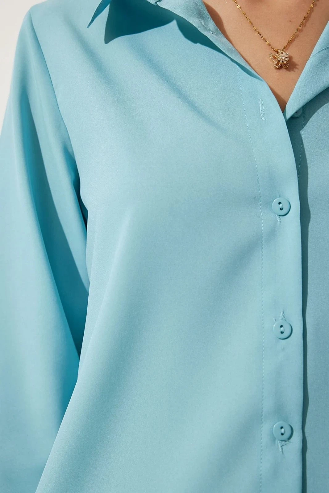 Kadın Turkuaz Yumuşak Dokulu Basic Gömlek HZL24W-BD1202091