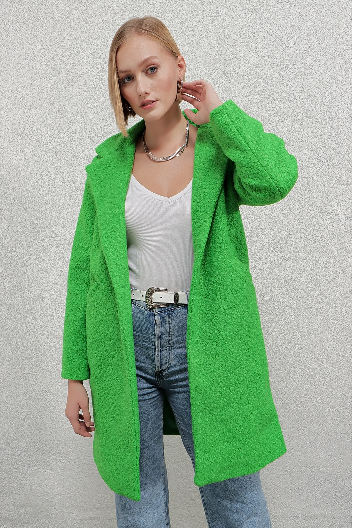 Kadın Yeşil Tek Düğmeli Çift Cepli Astarlı Buklet Kaşe Kaban Hzl22w-bd190821