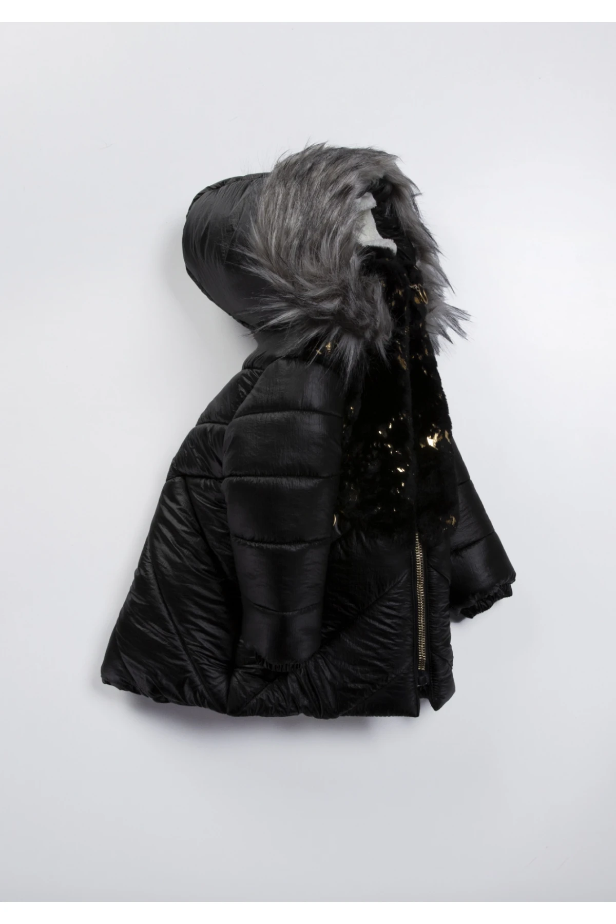 Kız Çocuk Siyah Çift Cepli 2-9 Yaş Kışlık İçi Polar Astarlı Kapüşonu Kürklü Şişme Mont HZL24W-MDM1224001