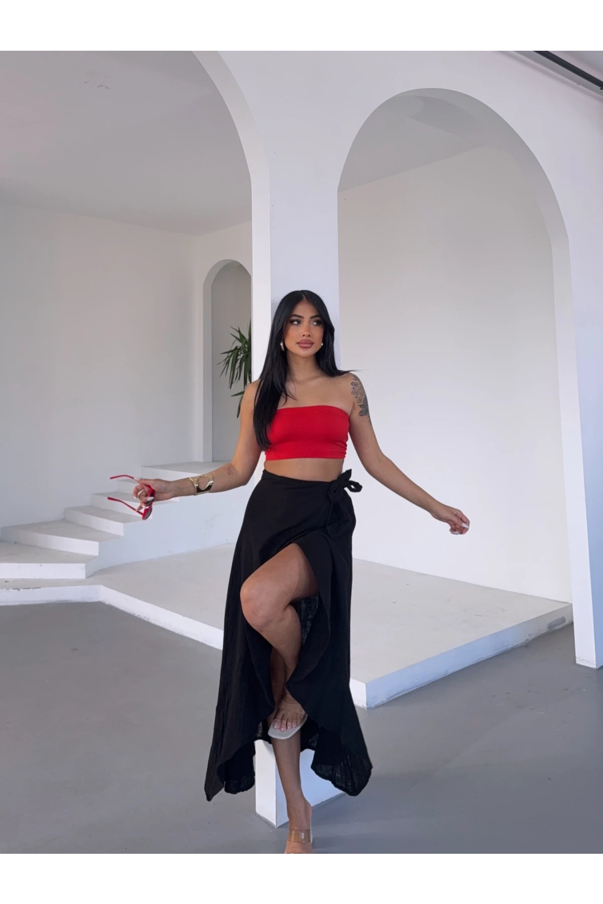 Kadım Siyah Belden Bağlamalı Asimetrik Müslin Etek HZL25S-DSB117801