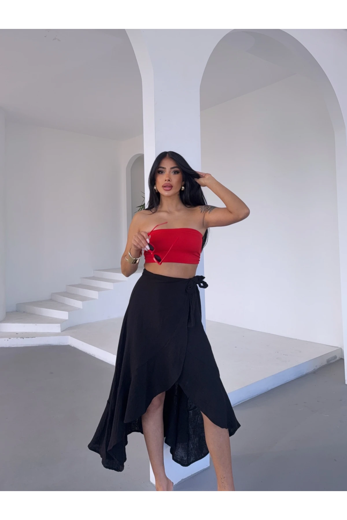 Kadım Siyah Belden Bağlamalı Asimetrik Müslin Etek HZL25S-DSB117801