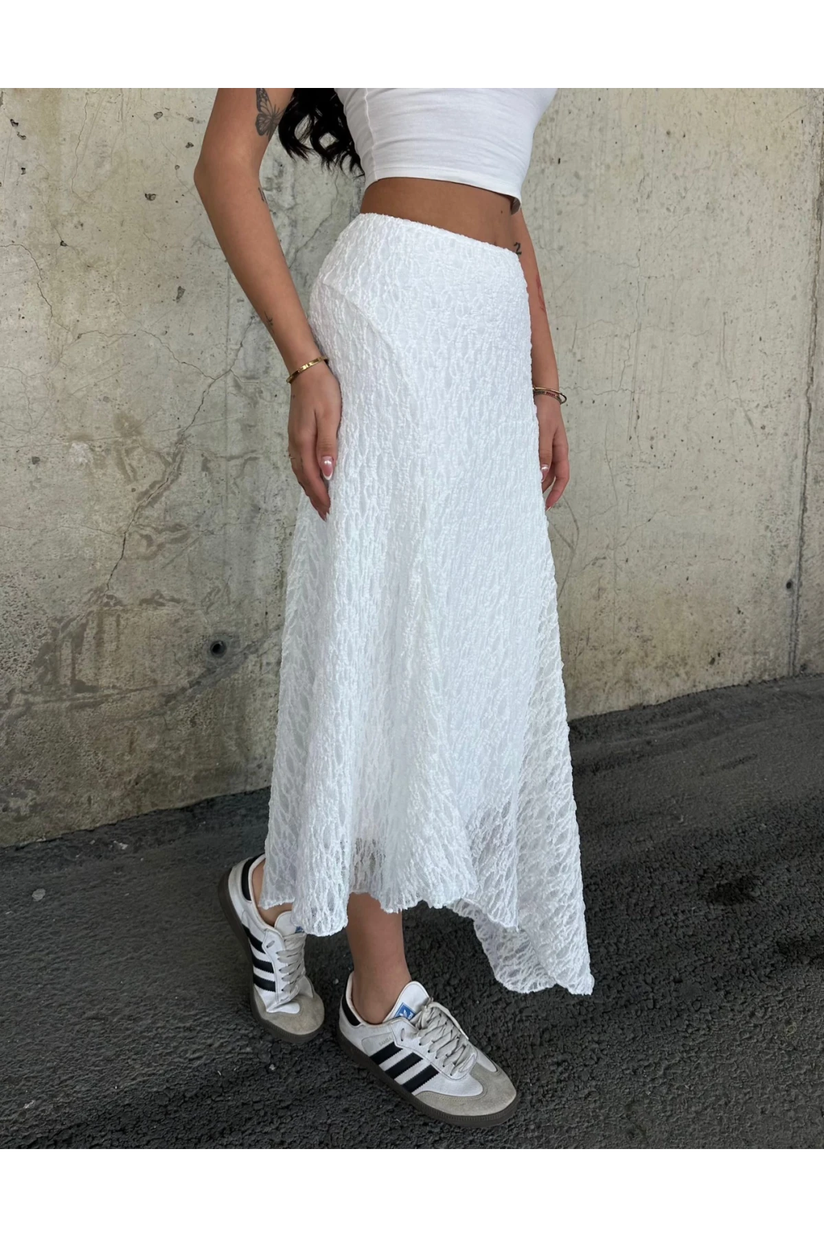 Kadın Beyaz Asimetrik Kesim Astarlı Dantel Etek HZL25S-ZK13571