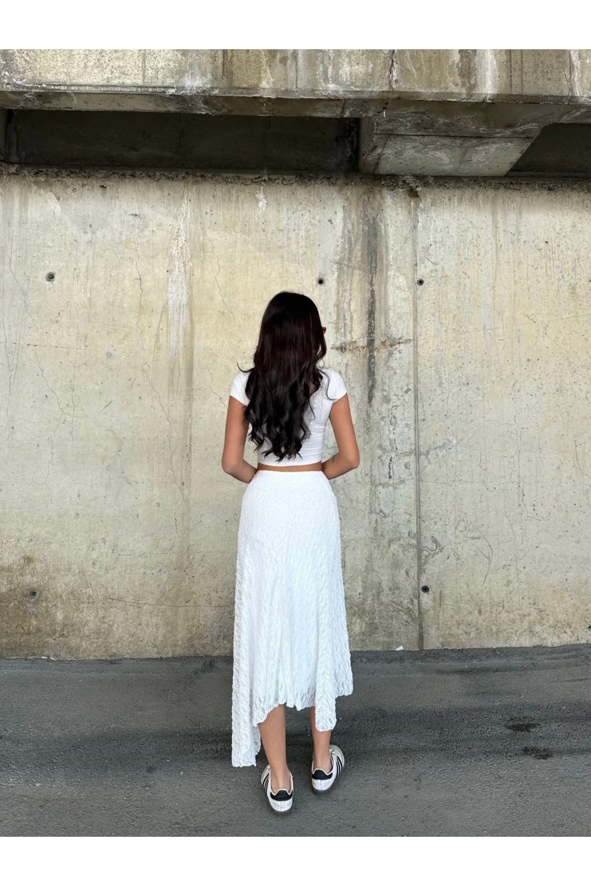 Kadın Beyaz Asimetrik Kesim Astarlı Dantel Etek HZL25S-ZK13571