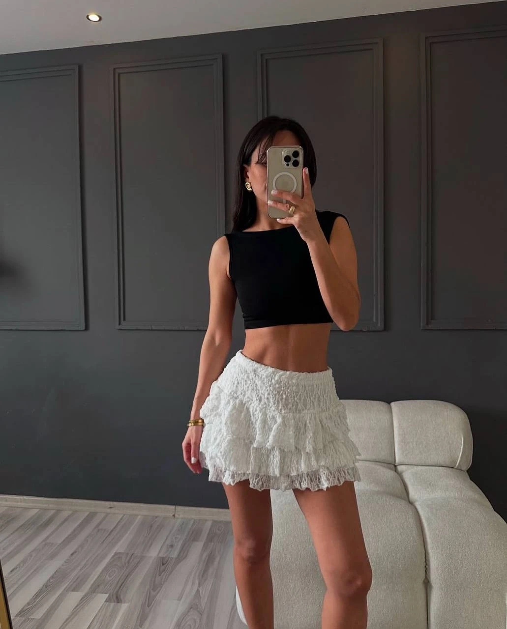 Kadın Beyaz Katlı Dantelli Astarlı Mini Etek HZL25W-ZK13481