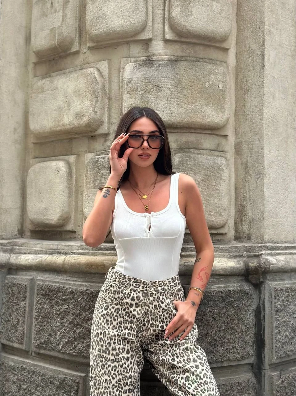 Kadın Beyaz Önü Çıt Çıt Kapamalı Crop HZL25S-ZK11671