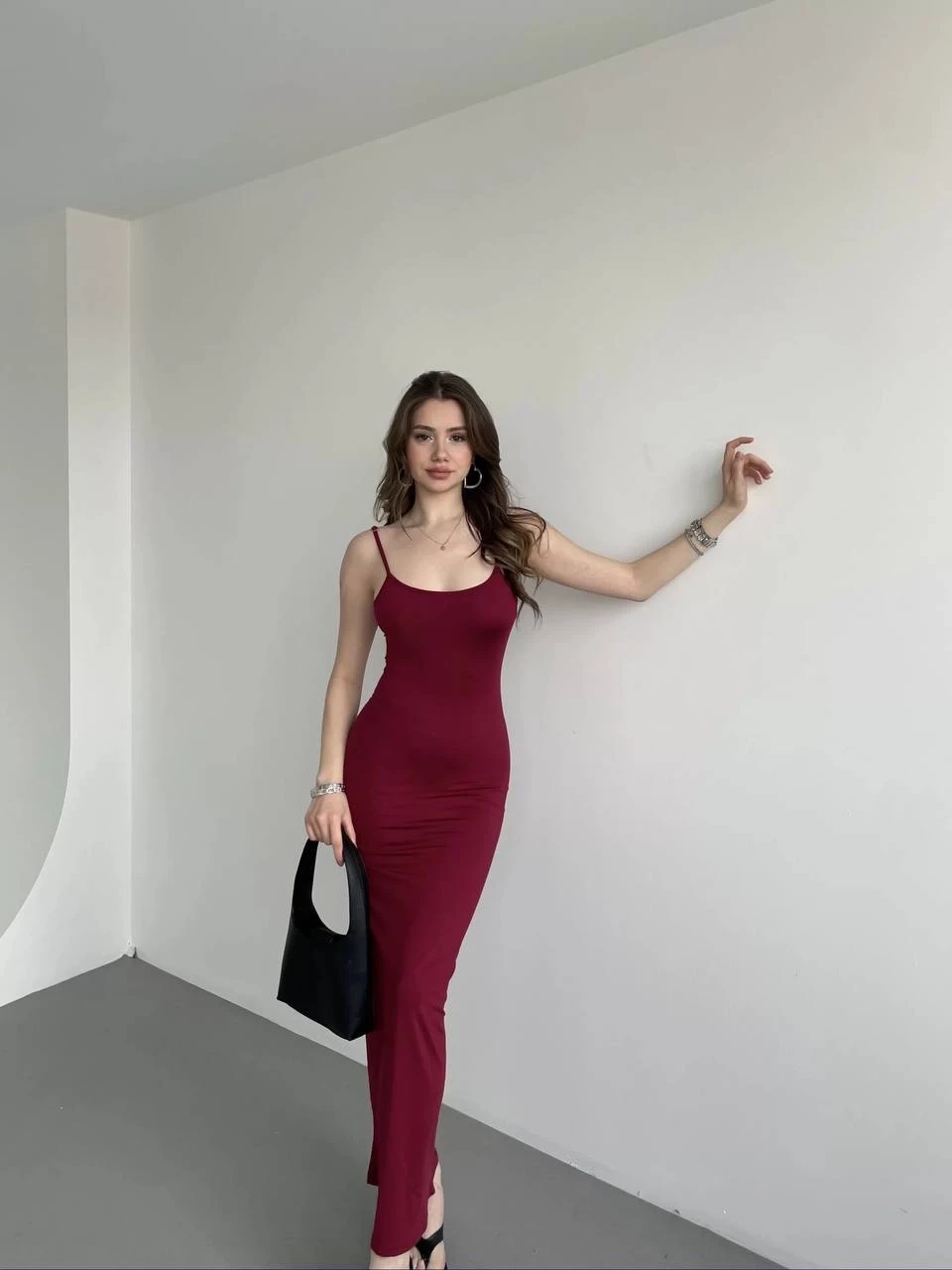 Kadın Bordo Sırtı Açık Yumuşak Dokulu Elbise HZL25S-ZK13281