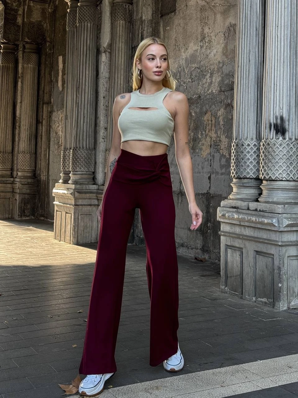 Kadın Bordo Yüksel Bel Kemer Detaylı İspanyol Paça Pantolon HZL25W-ZK11481