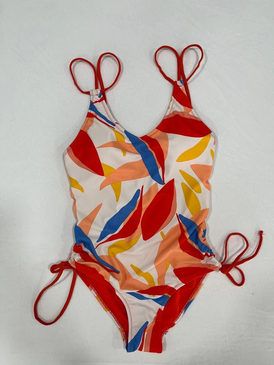 Kadın Çok Renkli Tropikal Desenli Astarlı Mayo HZL25S-AR1823