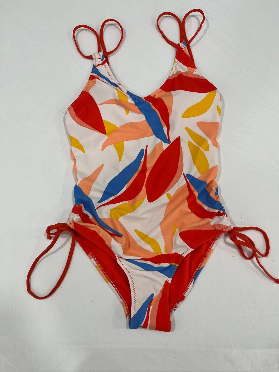 Kadın Çok Renkli Tropikal Desenli Astarlı Mayo HZL25S-AR1823