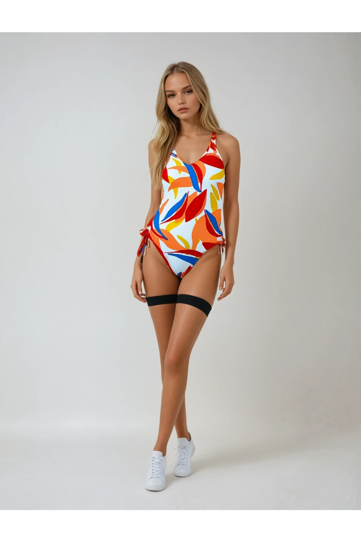 Kadın Çok Renkli Tropikal Desenli Astarlı Mayo HZL25S-AR1823