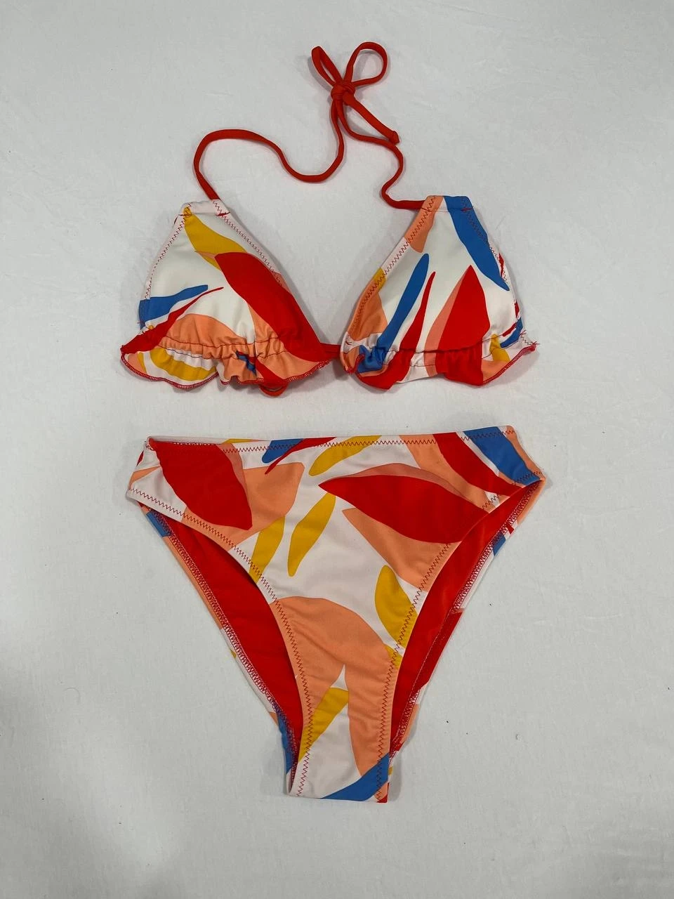 Kadın Çok Renkli Tropikal Desenli Astarlı Üçgen Bikini Takım HZL25S-AR1616