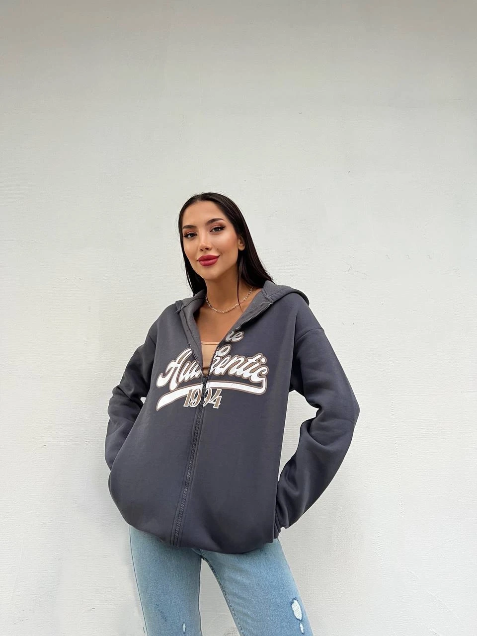 Kadın Füme Baskılı Kapüşonlu Fermuarlı Oversize Sweatshirt HZL24W-ZK12741