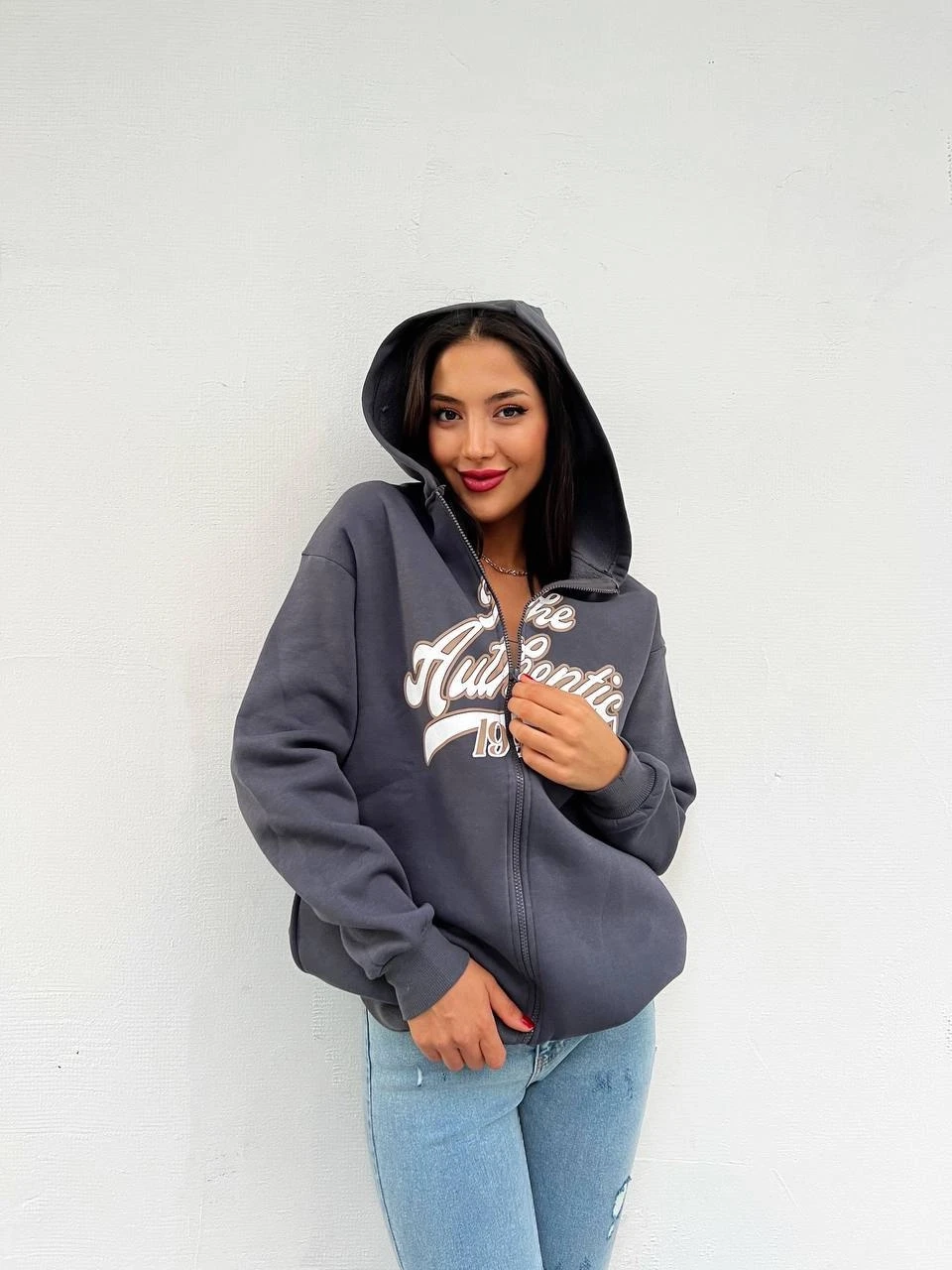 Kadın Füme Baskılı Kapüşonlu Fermuarlı Oversize Sweatshirt HZL24W-ZK12741