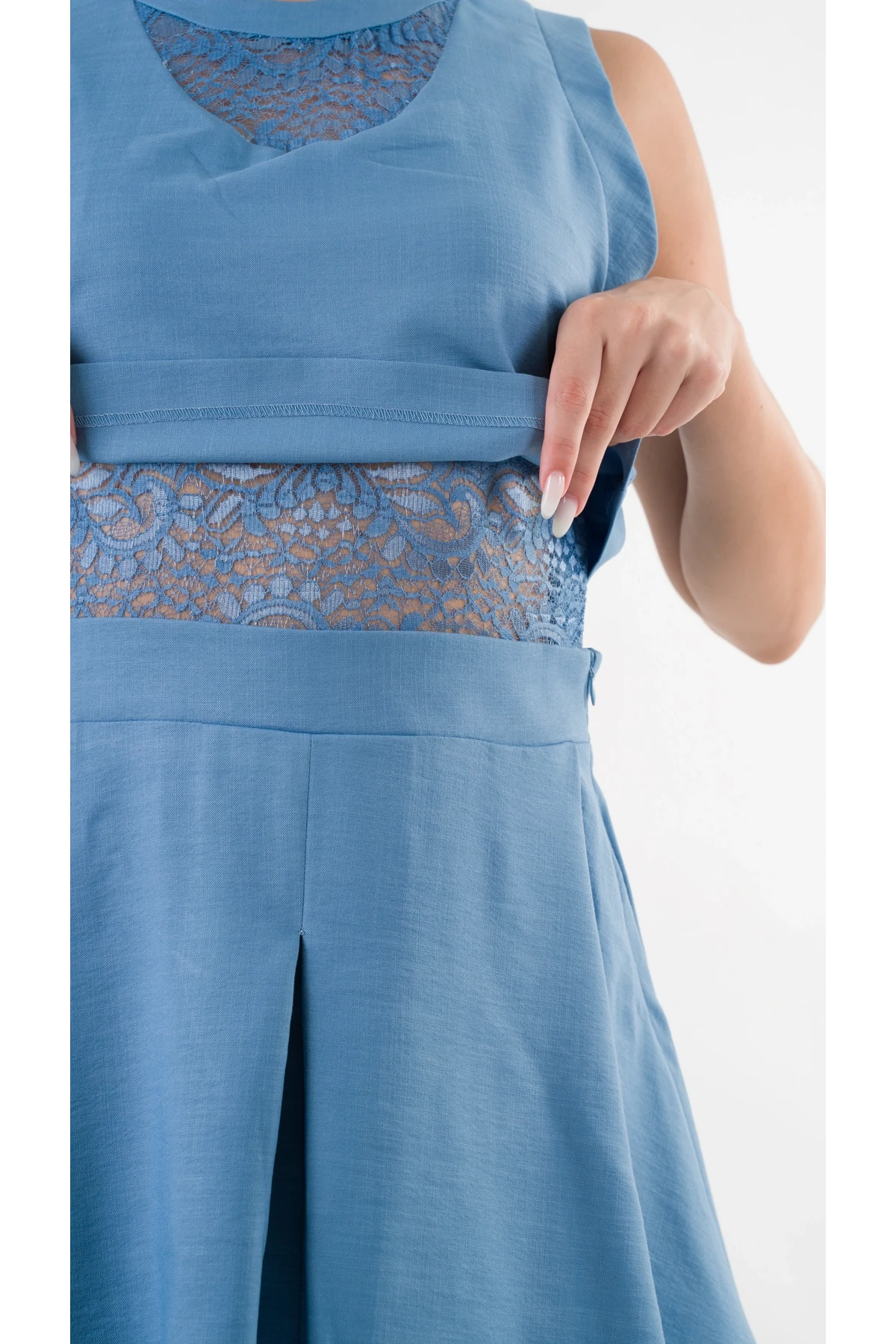 Kadın İndigo Mavi Dantel Desenli Bisiklet Yaka Kolsuz Astarlı Elbise HZL24S-YY10021