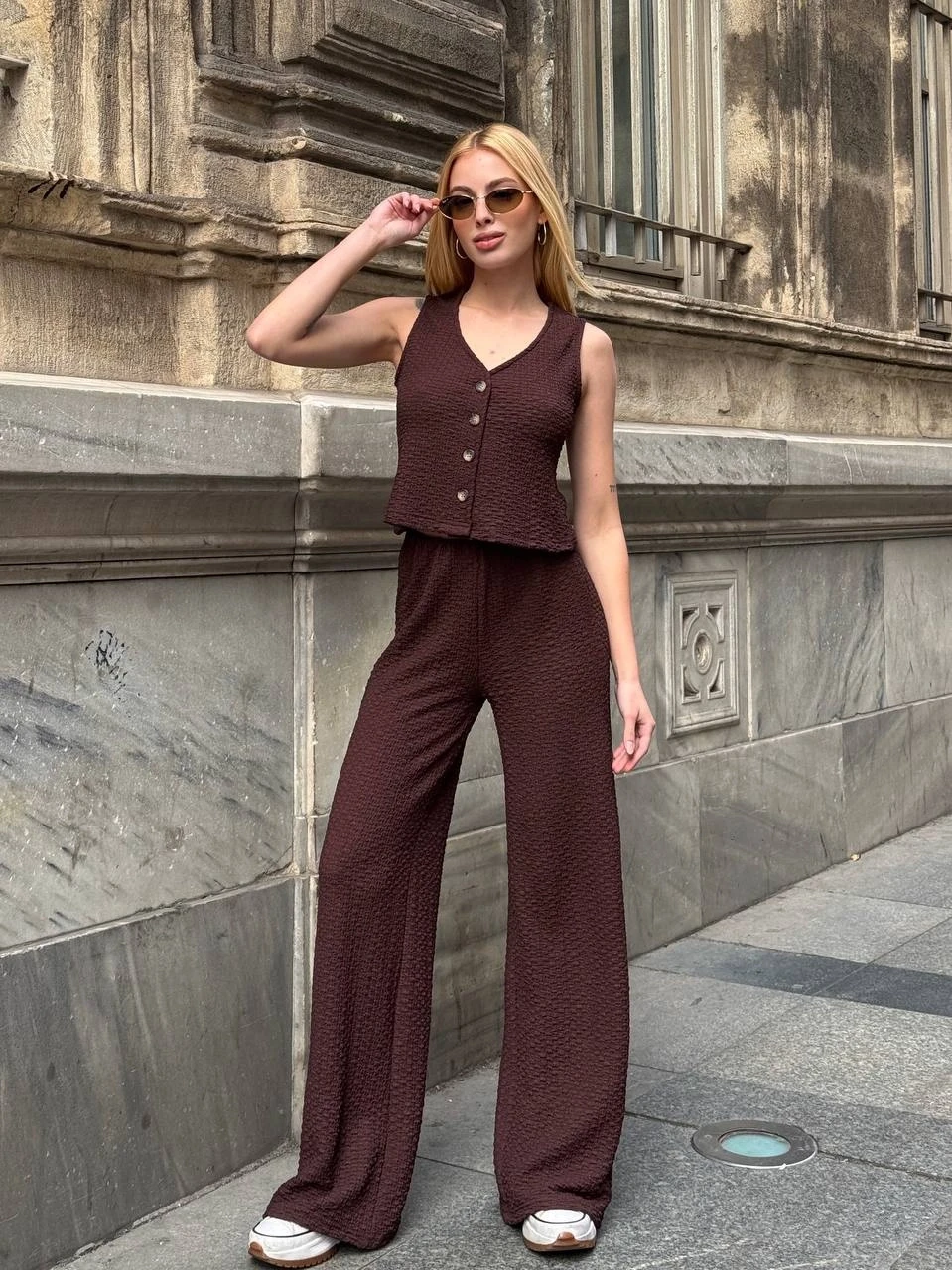 Kadın Kahverengi Beli Lastilkli Gofre Kumaş Pantolon HZL24S-ZK13261