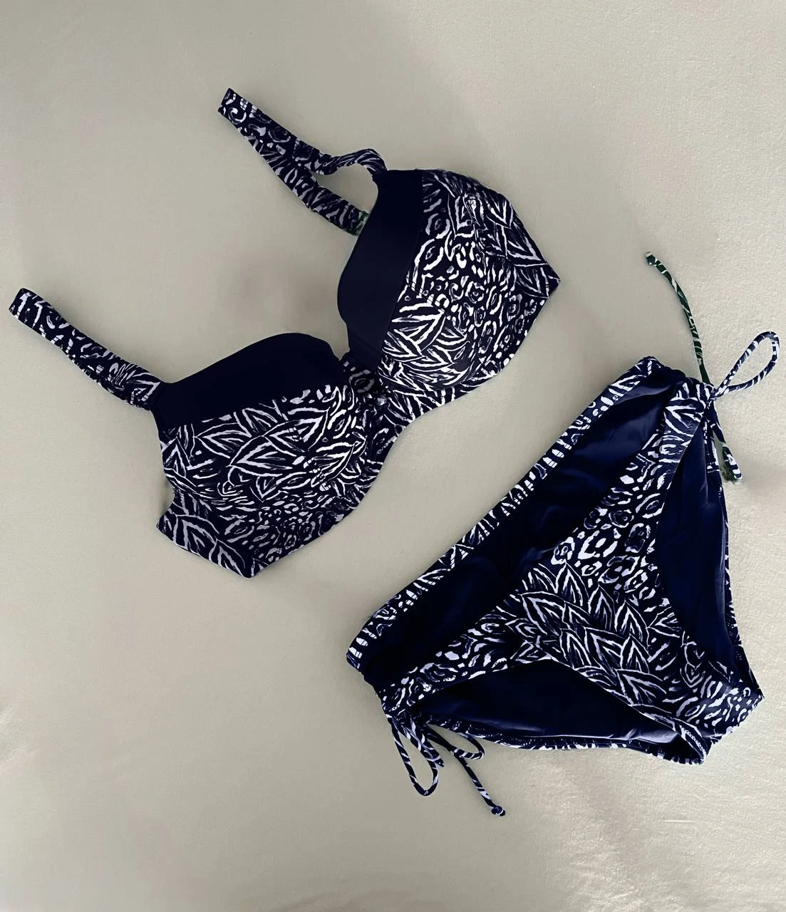 Kadın Lacivert Beyaz Desenli Büyük Beden Astarlı Bikini Takım HZL25S-LC4006