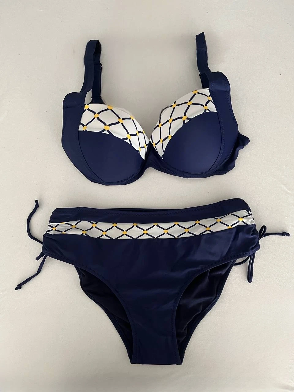 Kadın Lacivert Beyaz Etnik Desenli Bikini Takım HZL25S-LC2220