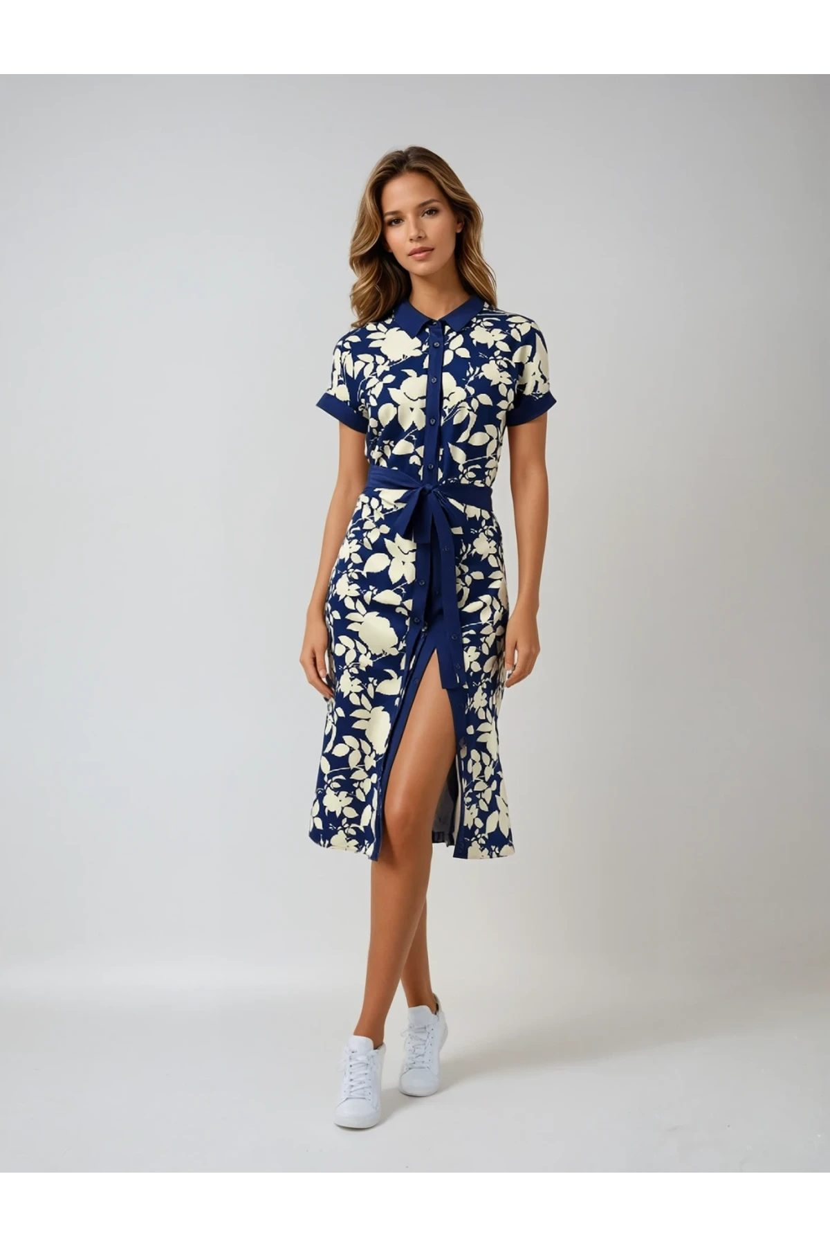 Kadın Lacivert Krem Kuşaklı Çiçek Desenli Düğmeli Yazlık Viskon Elbise HZL24S-BD124551