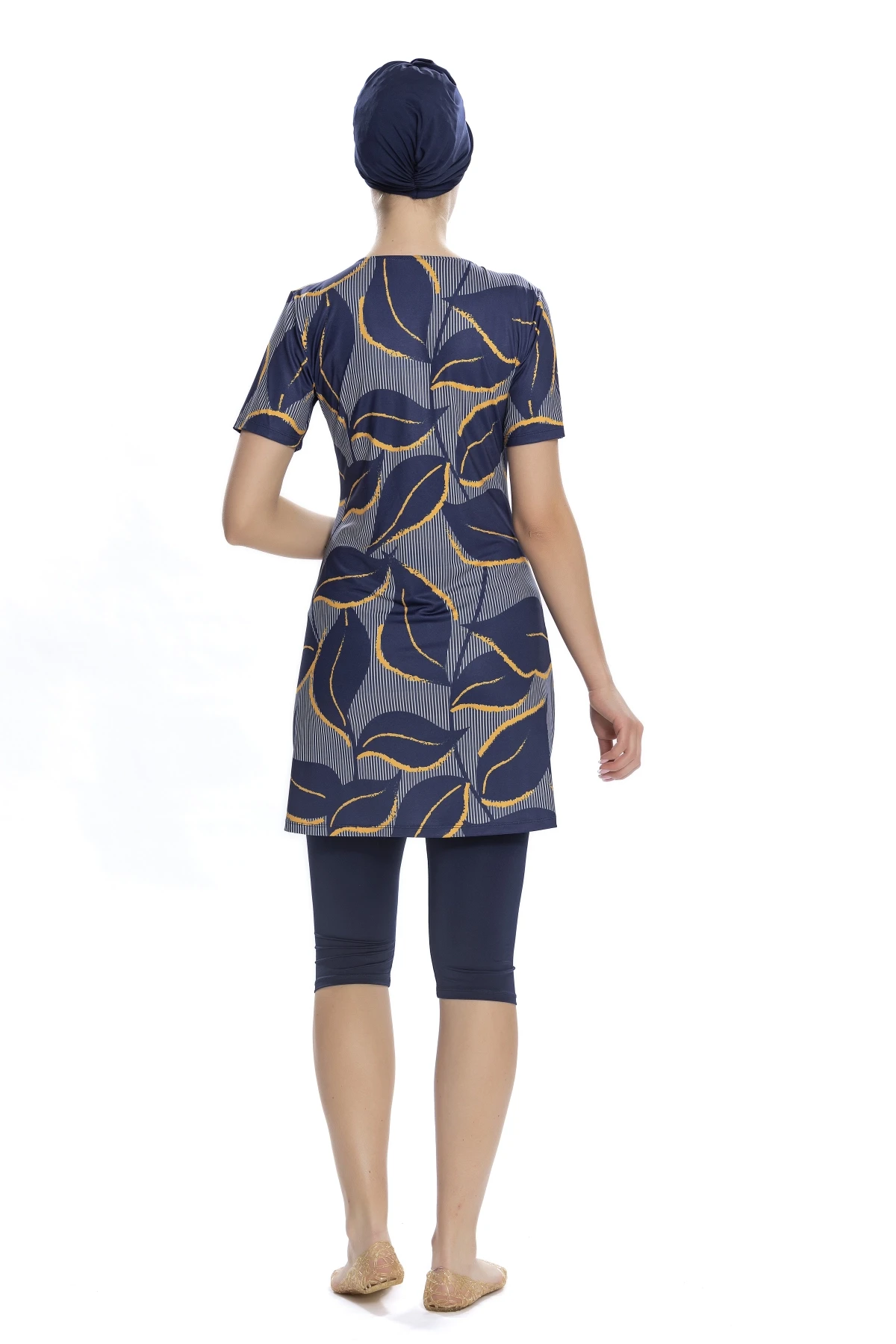 Kadın Lacivert Yaprak Desen Kısa Kol Yarı Kapalı Taytlı Mayo HZL25S-AR202/504