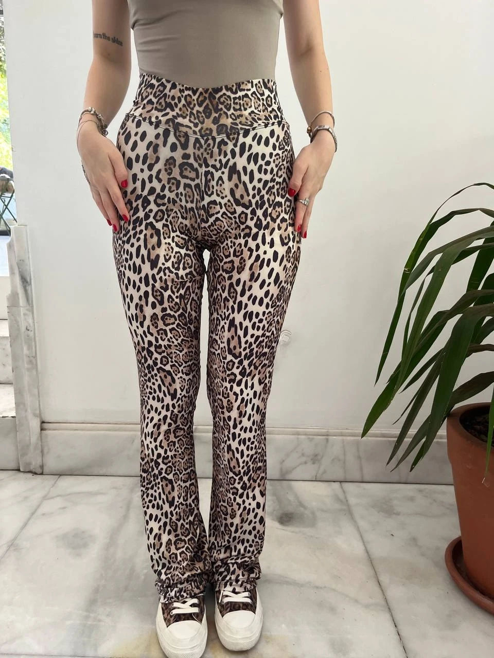 Kadın Leopar Desenli Bel Katlamalı İspanyol Paça Pantolon HZL24S-ZK11401